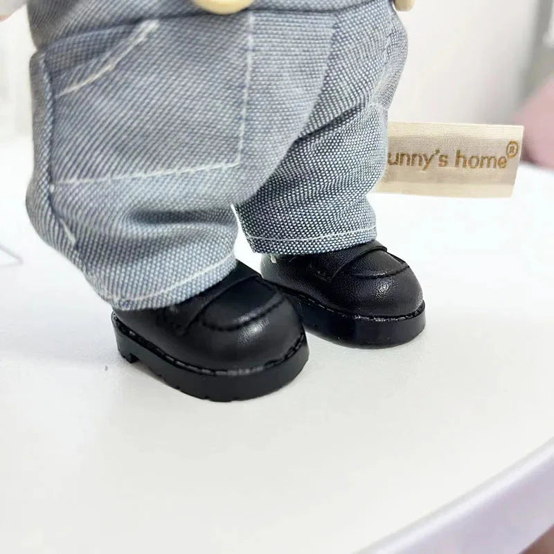 Labubu Street Style Set – 17 cm Non-Official Casual Overalls, Shoes & Hat DollZio