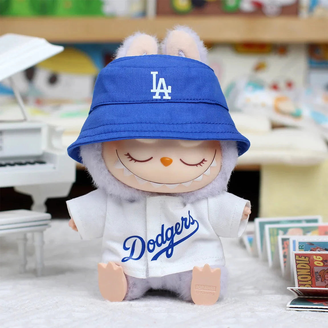 Labubu 17 cm Non-Official High-Energy Baseball Suit Set DollZio