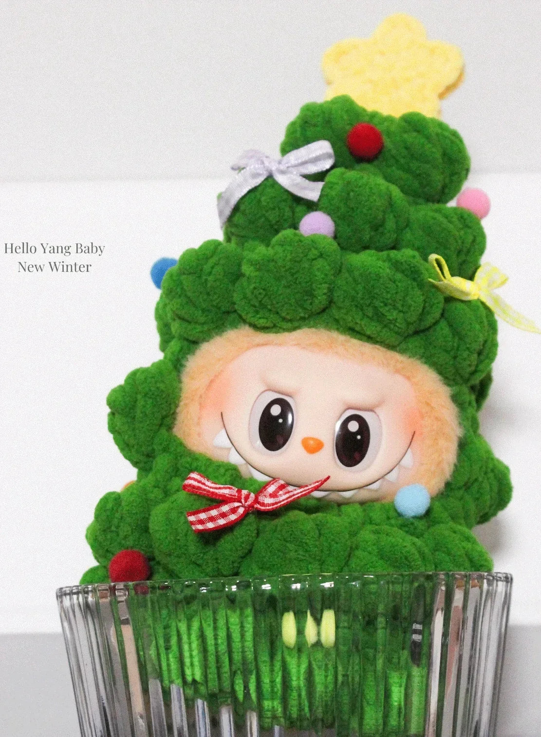 Compatible con muñecas Labubu: Mini conjunto de ropa de crochet para tejer: atuendo navideño