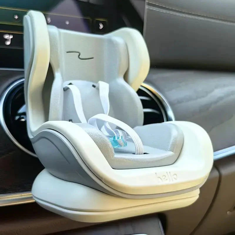 Labubu Car Seat – Non-Official Second Generation Safety Seat DollZio