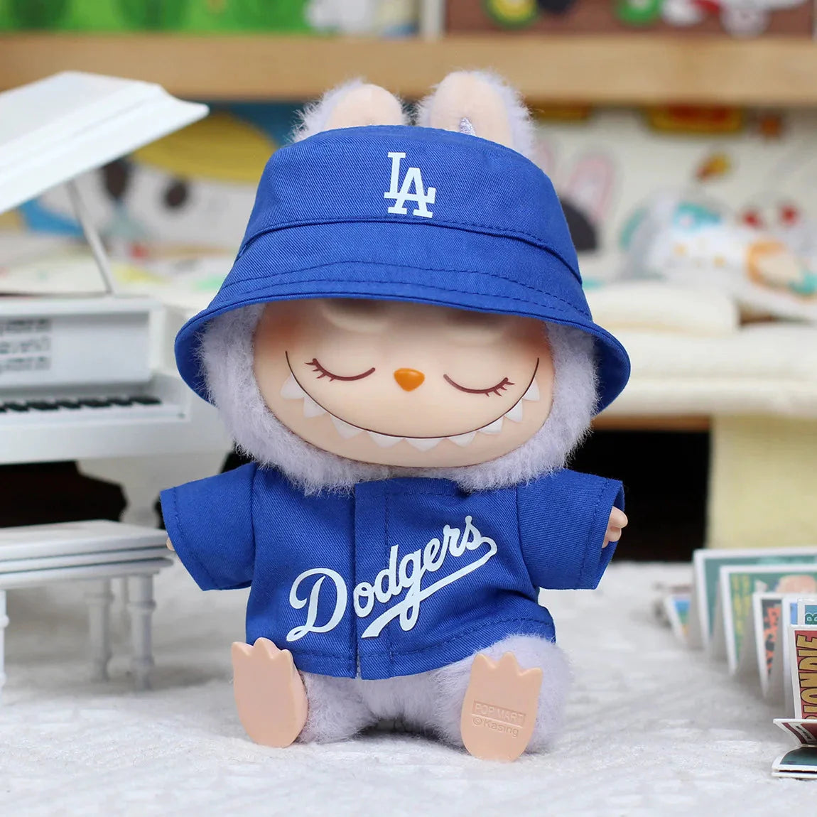 Labubu 17 cm Non-Official High-Energy Baseball Suit Set DollZio