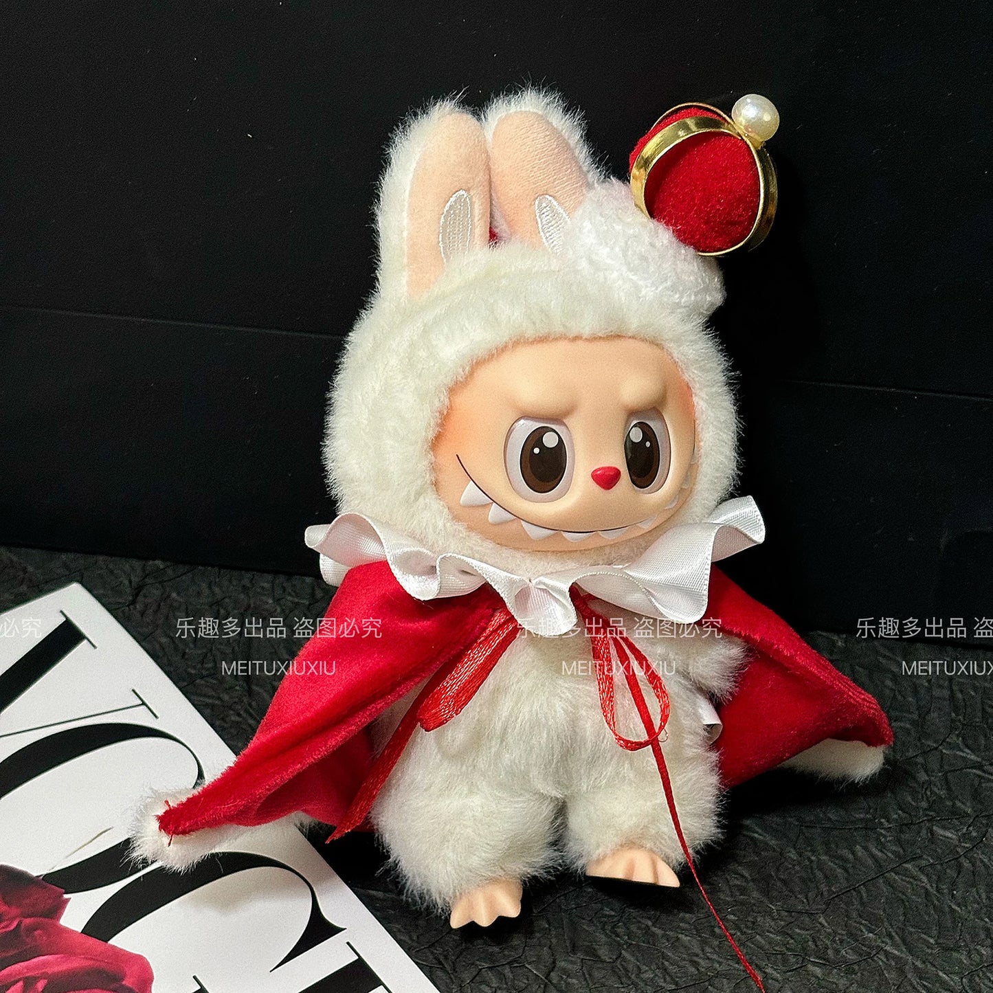 Compatible con muñecas Labubu: Traje de capa de rey: ropa de inspiración real