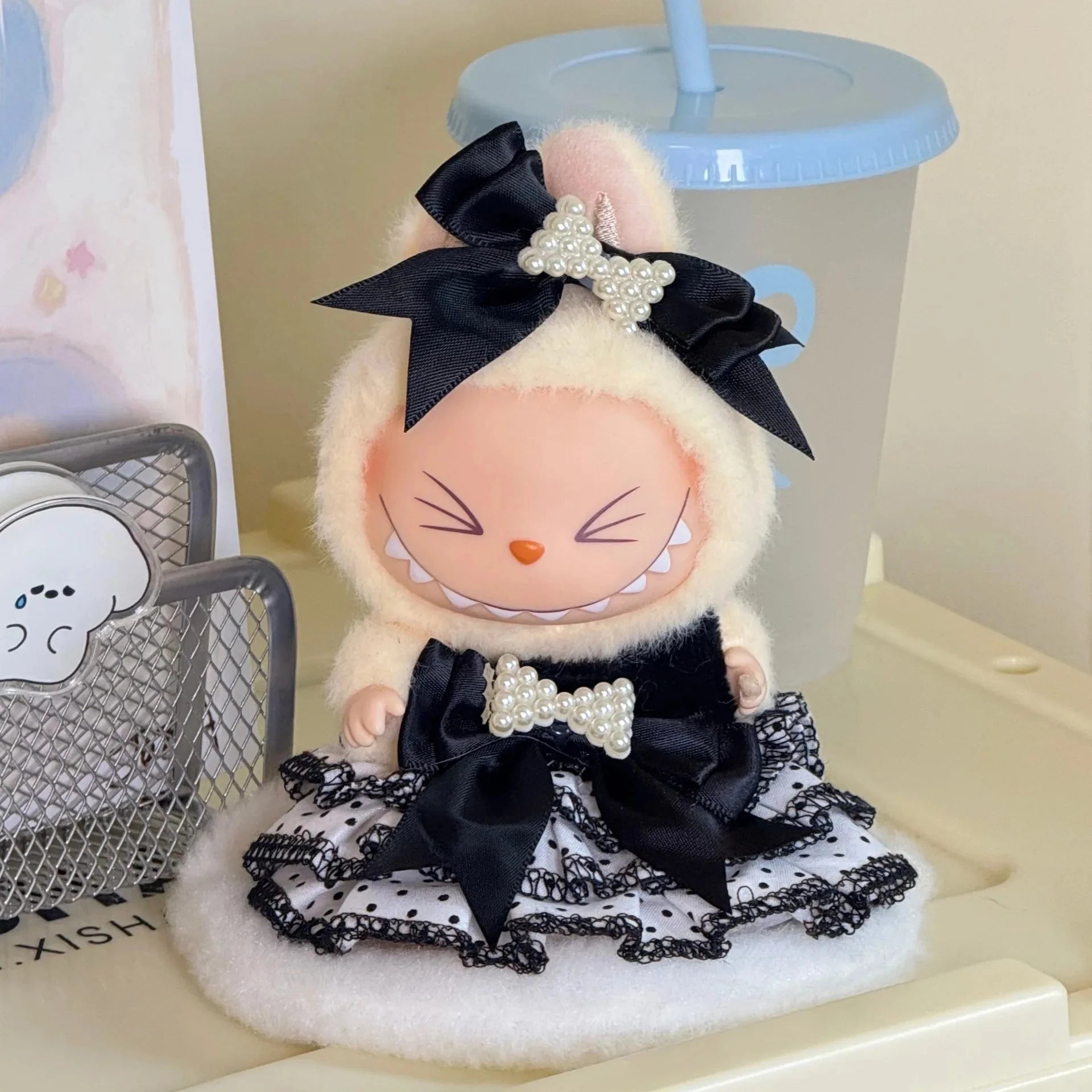 Labubu 17 cm Non-Official Cute Overall Set DollZio