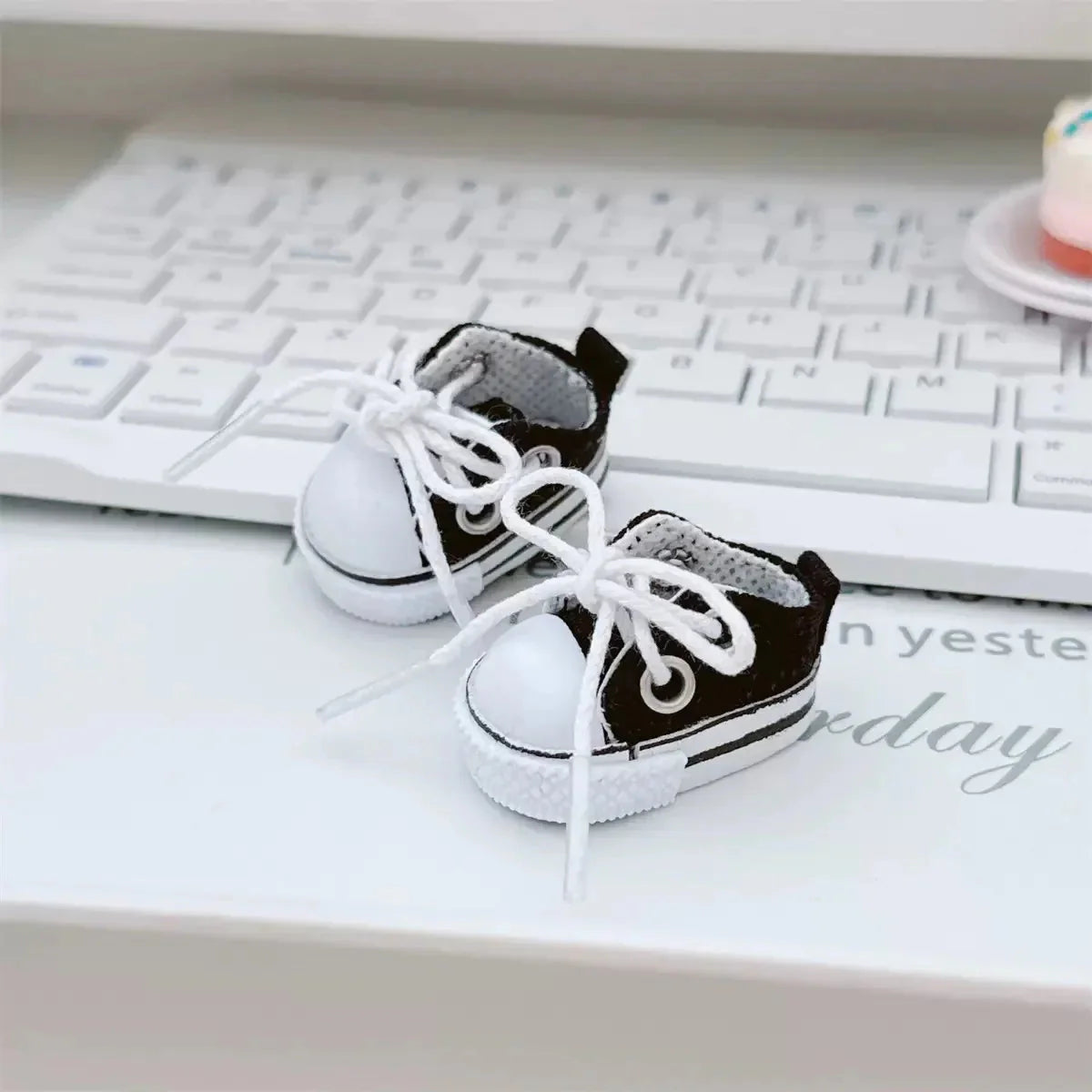 17cm Labubu I II Doll Clothing Fashion Hoodie Pants Sweatshirt Korean Idol Trendy DIY Doll Clothing Accessories Toy Gift DollZio